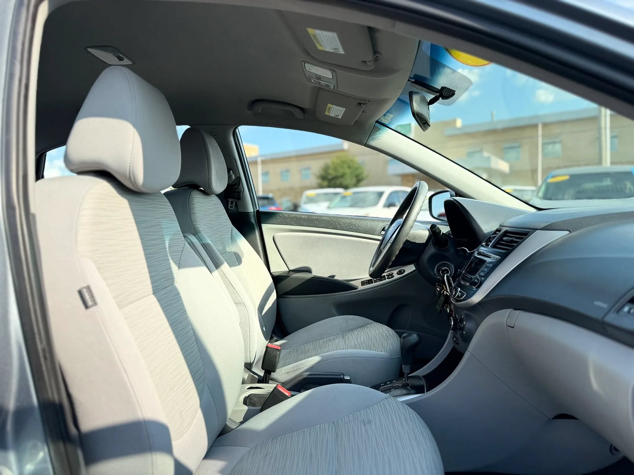 Used 2017 Hyundai Accent SE FWD image 23