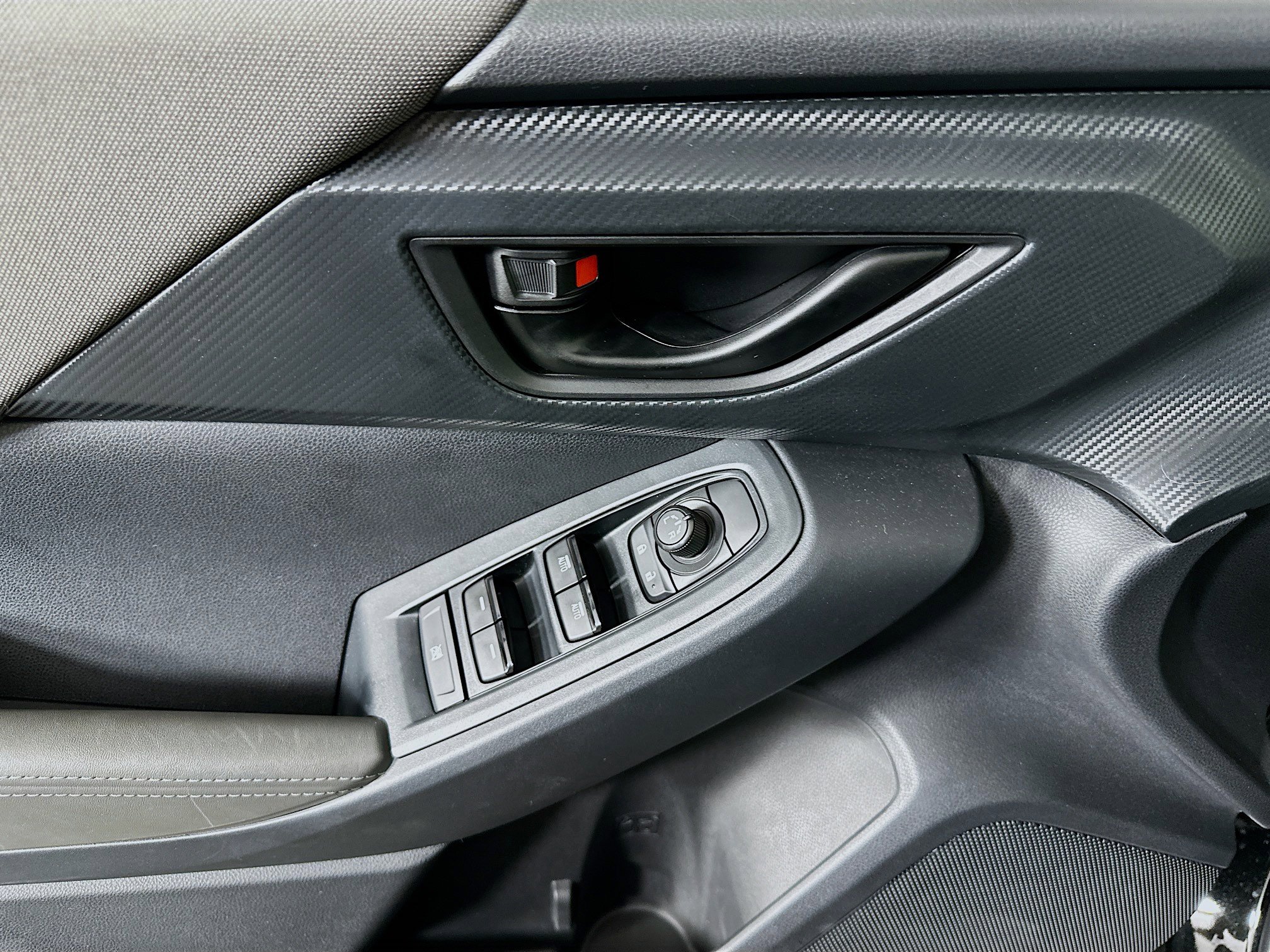 Used 2024 Subaru Crosstrek 2.0i Premium image 15