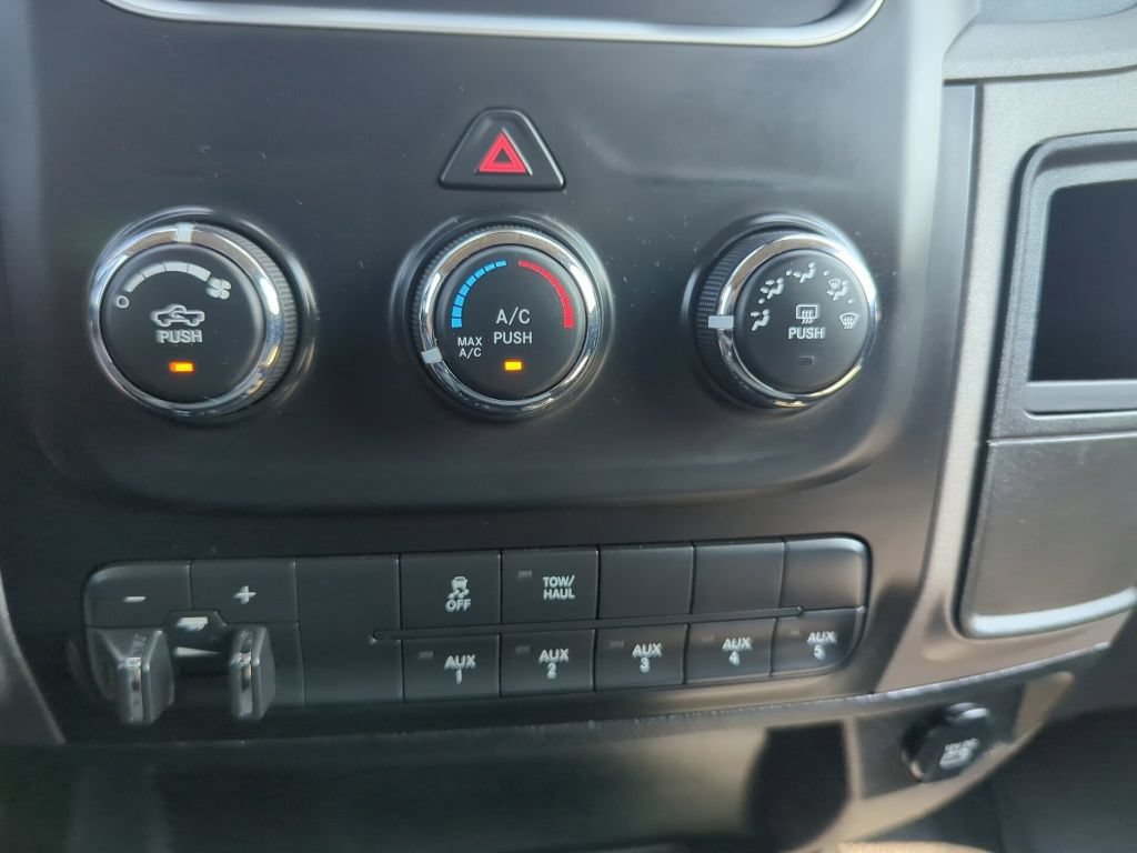 Used 2017 RAM 3500 Tradesman w/ Snow Chief Group AWD/4WD image 17