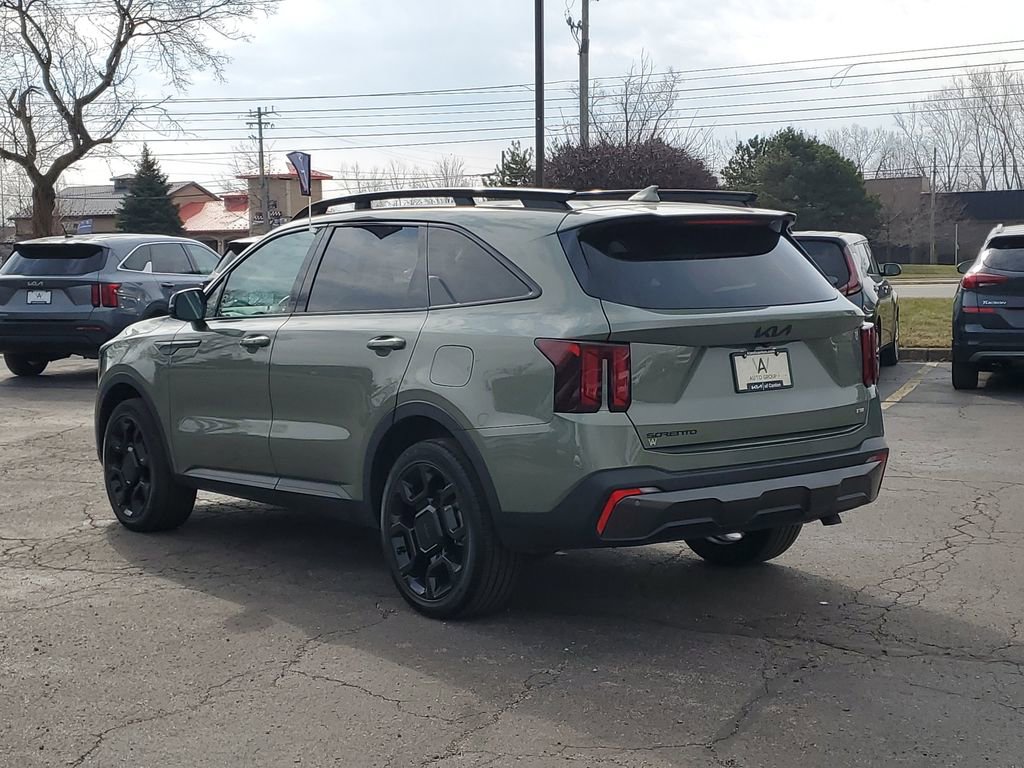 Used 2025 Kia Sorento X-Line EX image 3