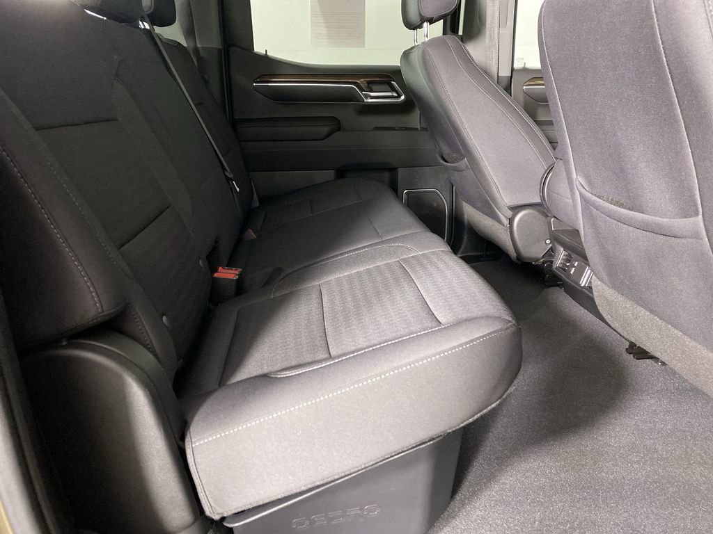 Used 2023 Chevrolet Silverado 1500 LT image 27