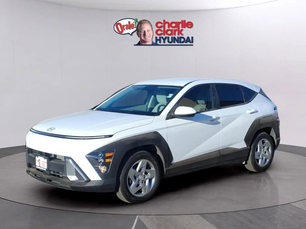 Used 2024 Hyundai Kona SE image 1