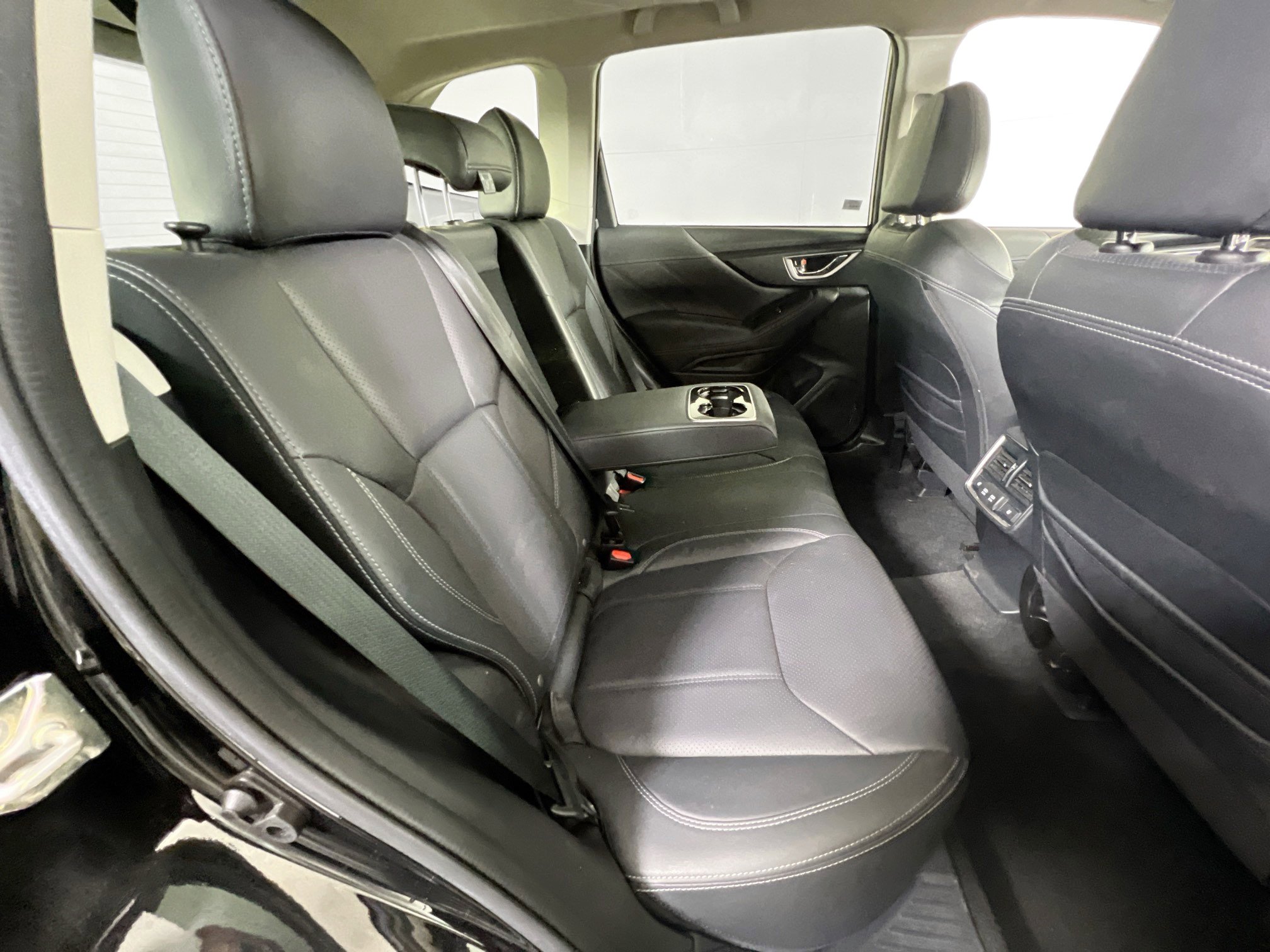 Used 2020 Subaru Forester Touring image 28