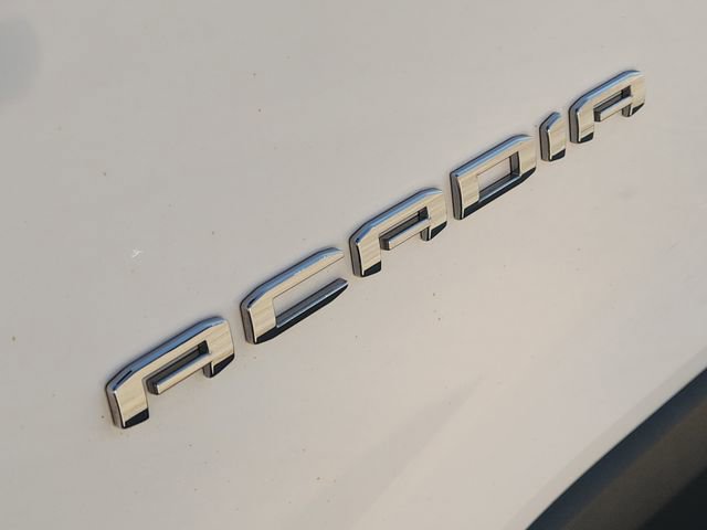 Used 2023 GMC Acadia SLE image 12