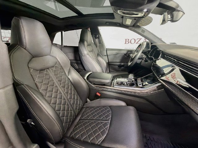 Used 2023 Audi SQ8 Prestige AWD/4WD image 34