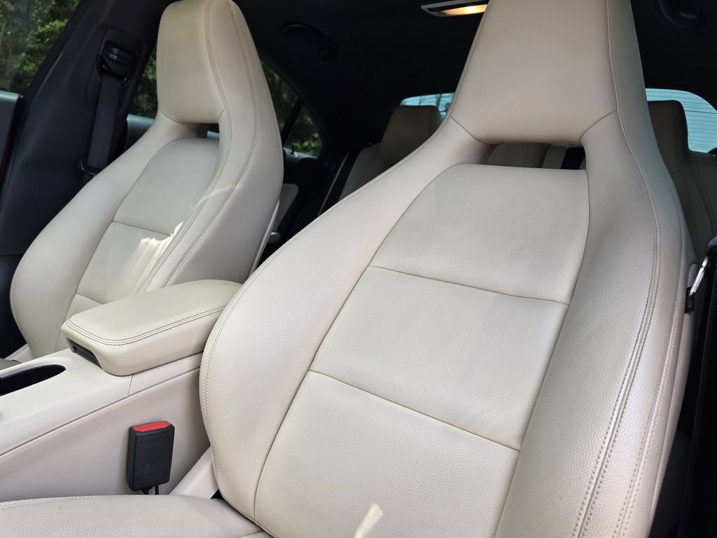 Used 2017 Mercedes-Benz CLA 250 4MATIC image 16
