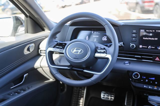New 2026 Hyundai Elantra Sport FWD image 17