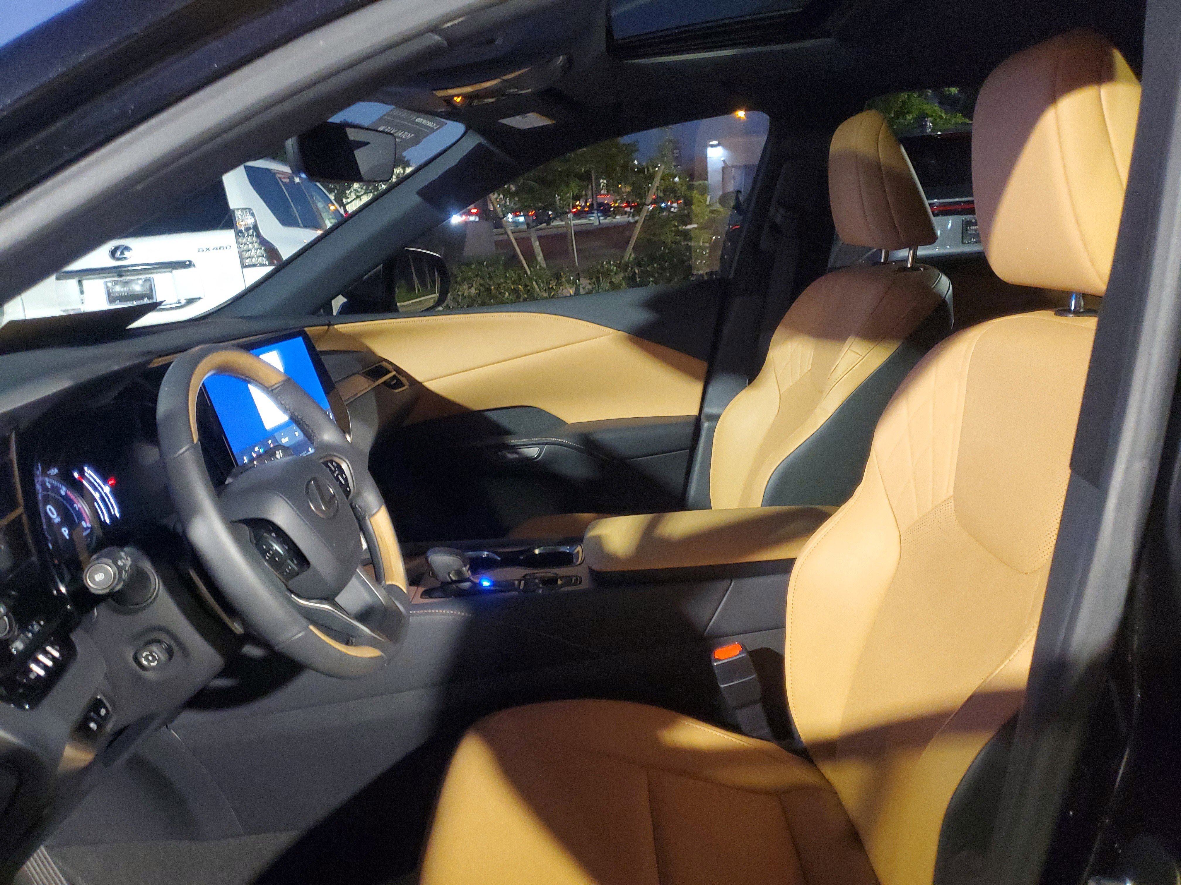 Used 2023 Lexus RX 350 Premium w/ Cold Area Package image 15