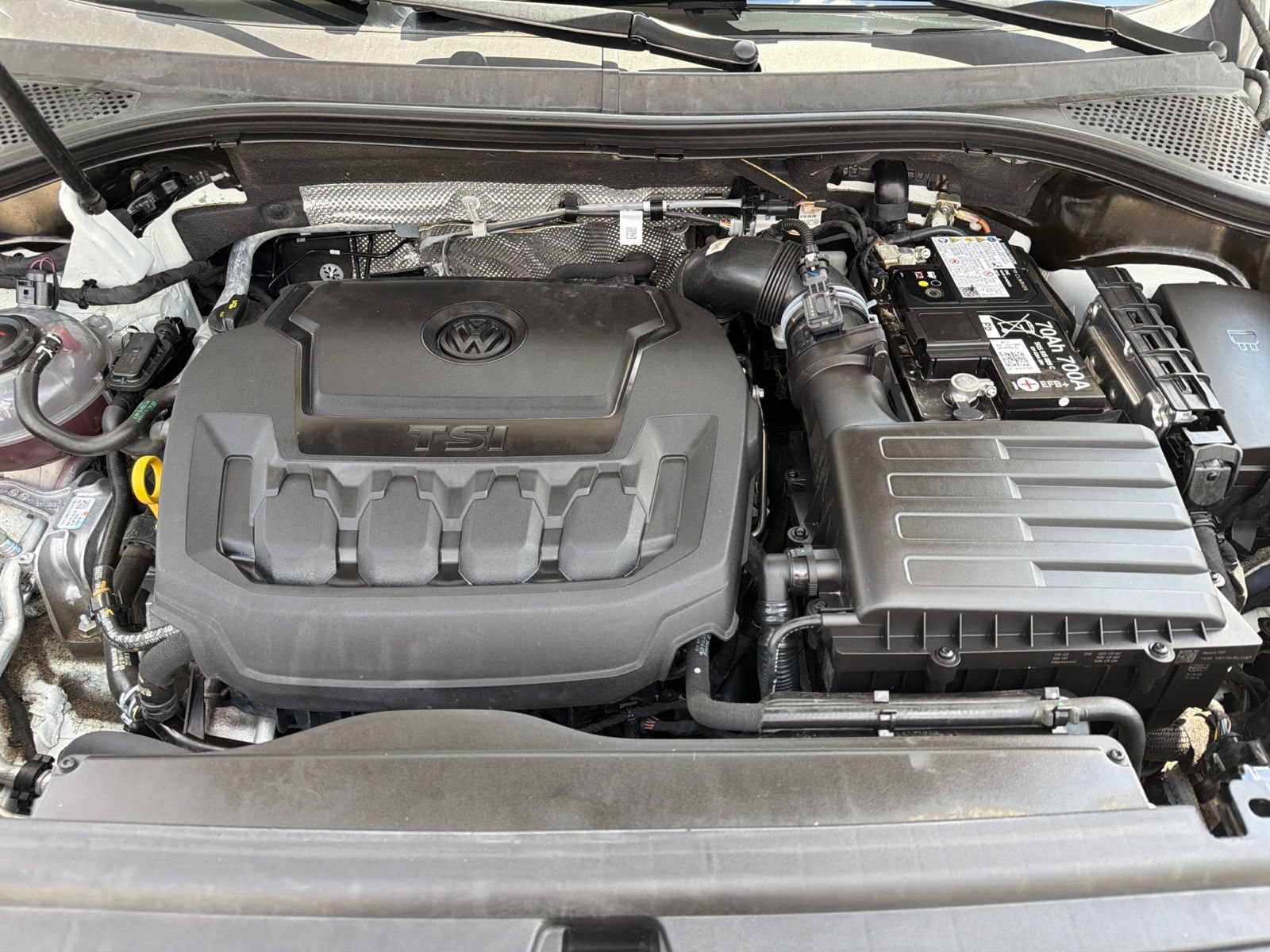Used 2024 Volkswagen Tiguan SE FWD image 11