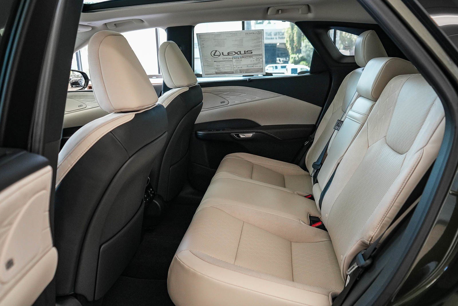 New 2026 Lexus RX 350 FWD image 18