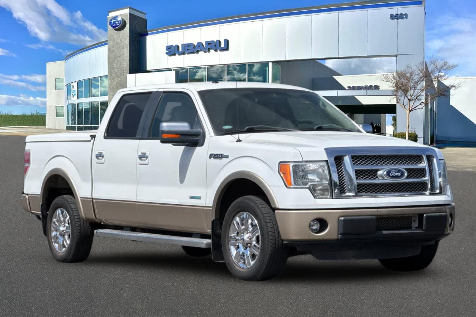Used 2011 Ford F150 Lariat w/ Lariat Chrome Pkg RWD image 5