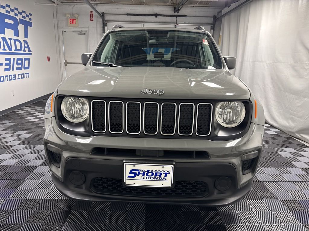 Used 2019 Jeep Renegade Sport w/ Sport Appearance Group image 2