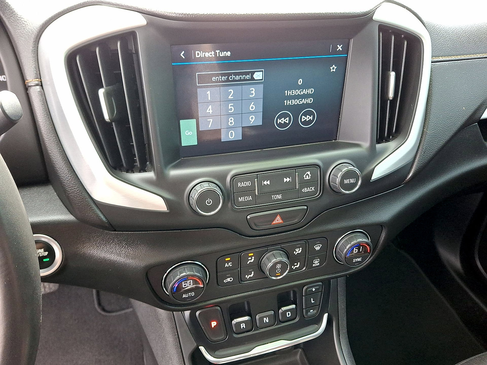 Used 2018 GMC Terrain SLE w/ GMC Pro Grade Package AWD/4WD image 14