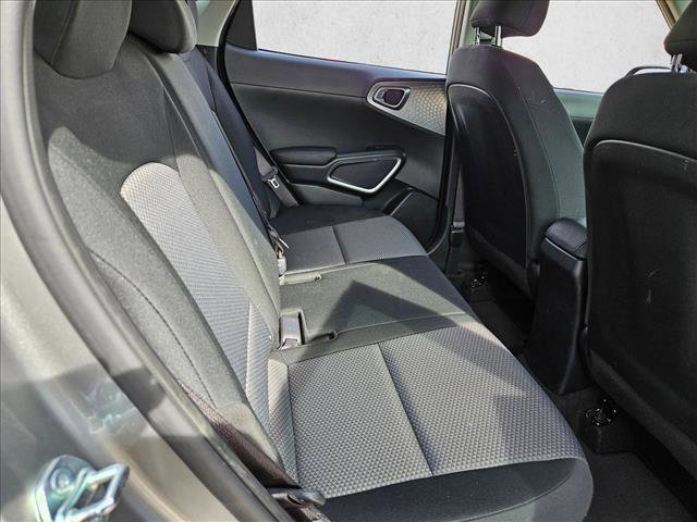 Used 2025 Kia Soul LX w/ LX Technology Package image 21