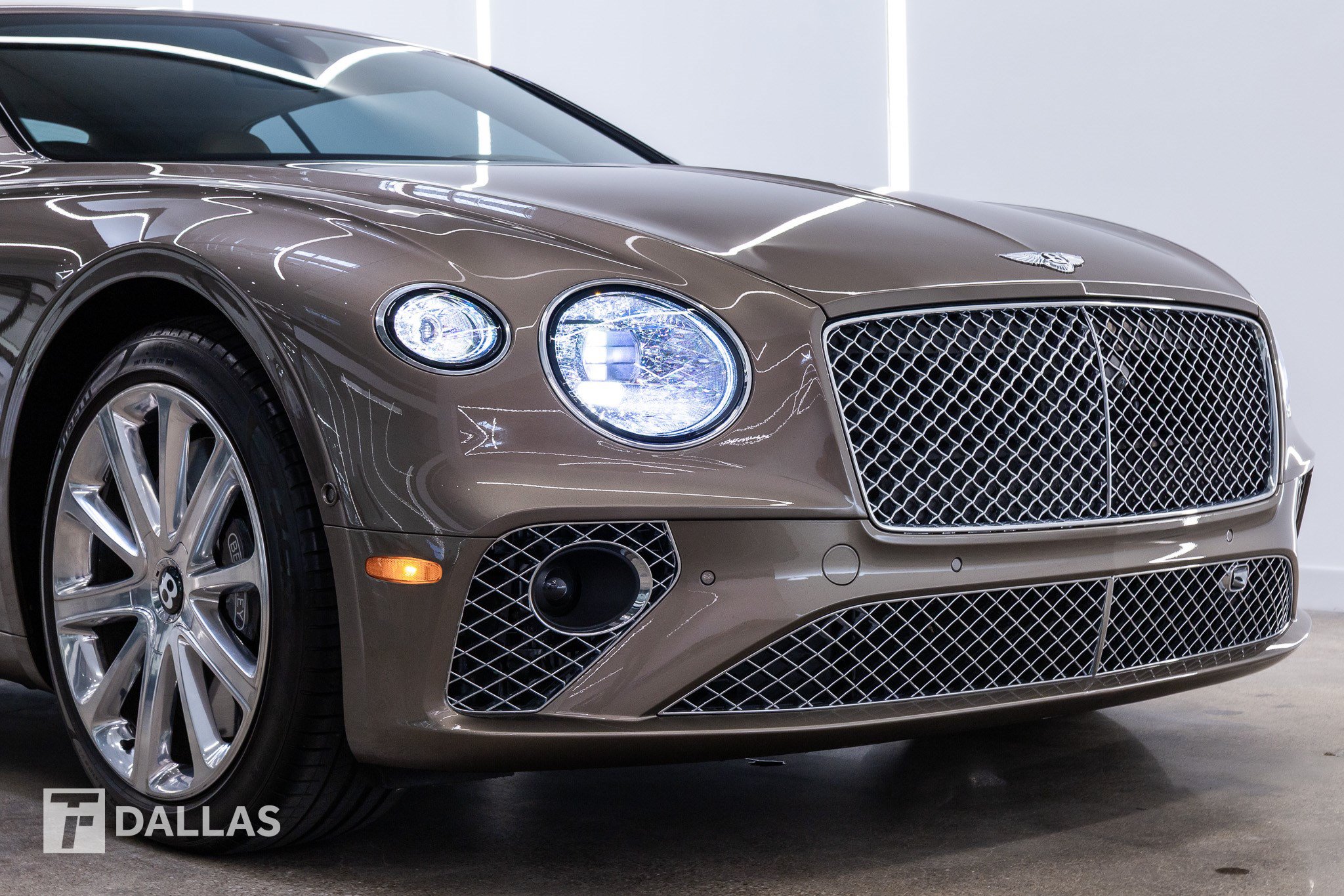 Used 2020 Bentley Continental GT AWD/4WD image 18