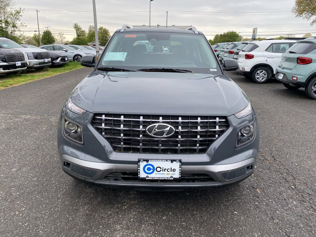 New 2026 Hyundai Venue SEL FWD image 3