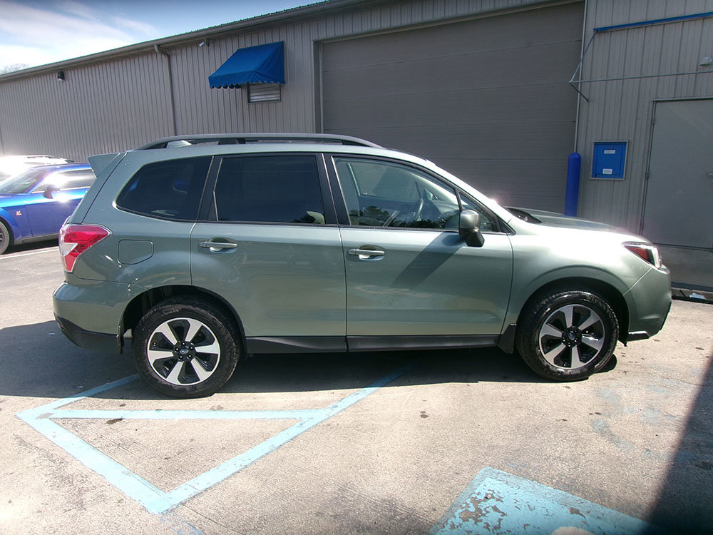 Used 2017 Subaru Forester 2.5i Premium w/ All-Weather Package AWD/4WD image 8
