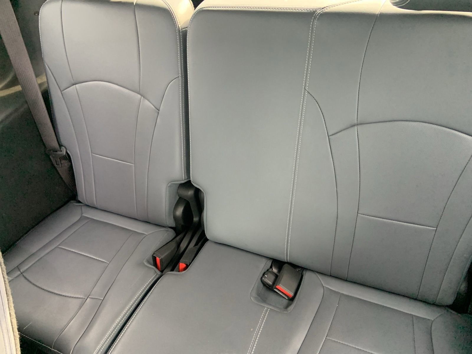 Used 2023 Buick Enclave Premium image 16