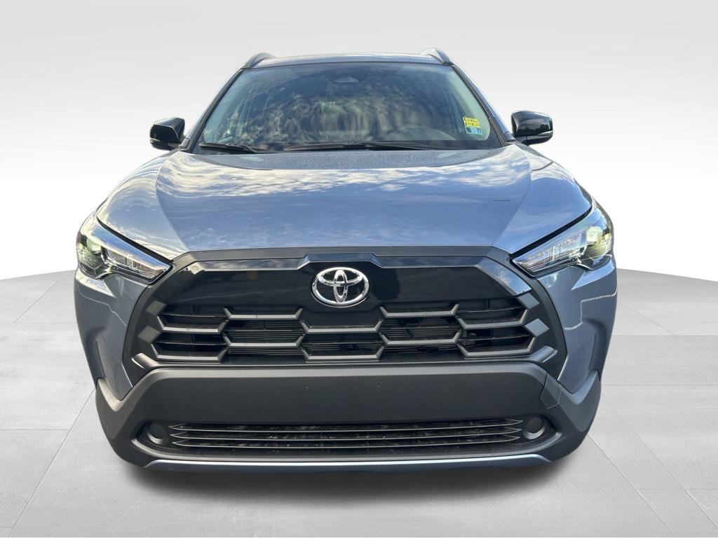 New 2026 Toyota Corolla Cross LE w/ Moonroof Package AWD/4WD image 8