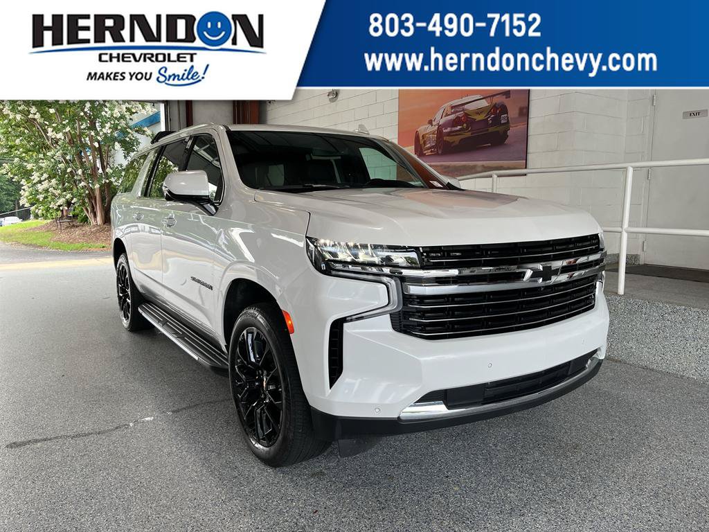 Used 2024 Chevrolet Suburban LT w/ Luxury Package RWD image 1