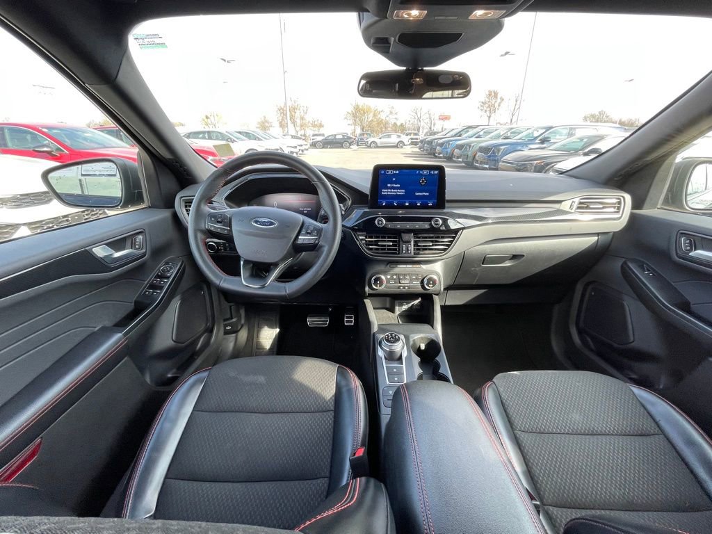Used 2024 Ford Escape ST-Line image 23