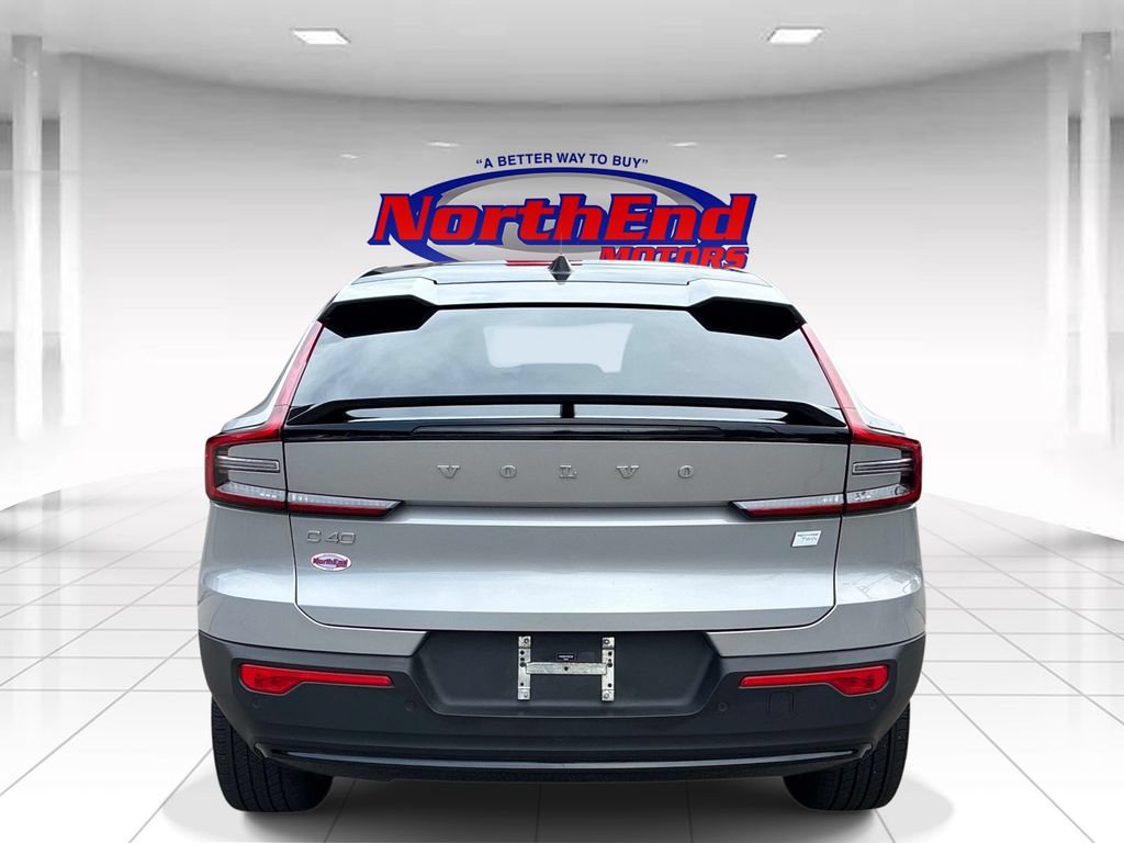 Used 2023 Volvo C40 P8 Recharge Plus w/ Climate Package AWD/4WD image 6
