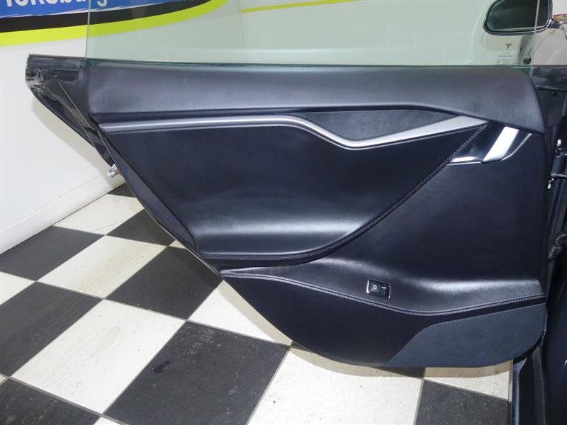 Used 2019 Tesla Model S 100D image 25