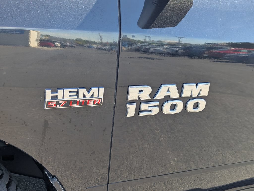 Used 2017 RAM 1500 Classic SLT AWD/4WD image 15