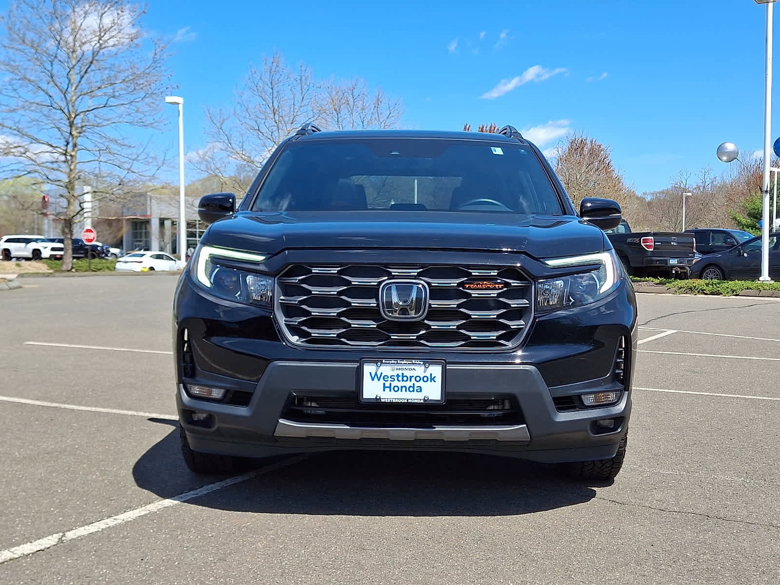 Certified 2025 Honda Passport TrailSport image 2