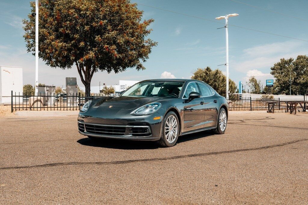 Used 2017 Porsche Panamera 4S AWD/4WD image 3