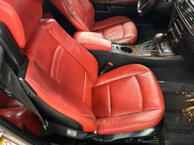 Used 2007 BMW 328i Convertible image 11