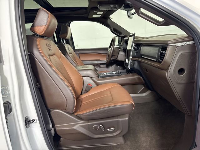 Certified 2024 Ford Expedition Max King Ranch AWD/4WD image 4