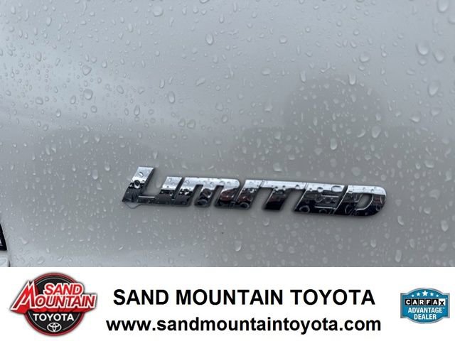 Used 2021 Toyota 4Runner Limited image 9