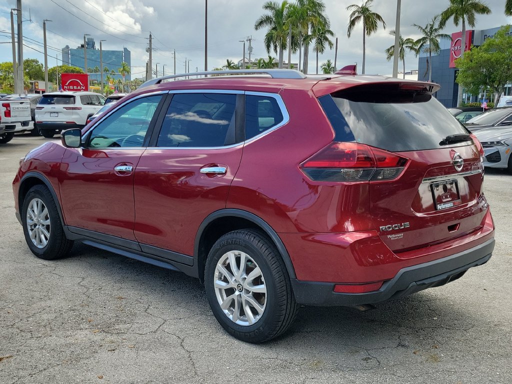 Used 2018 Nissan Rogue SV AWD/4WD image 9