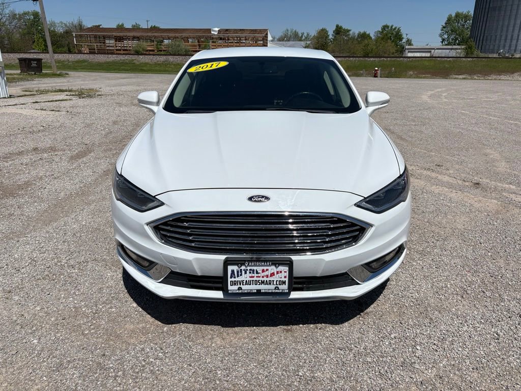 Used 2017 Ford Fusion SE w/ Fusion SE Technology Package FWD image 8