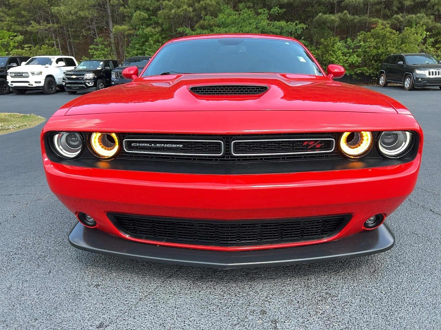 Used 2019 Dodge Challenger R/T w/ Driver Convenience Group RWD image 2