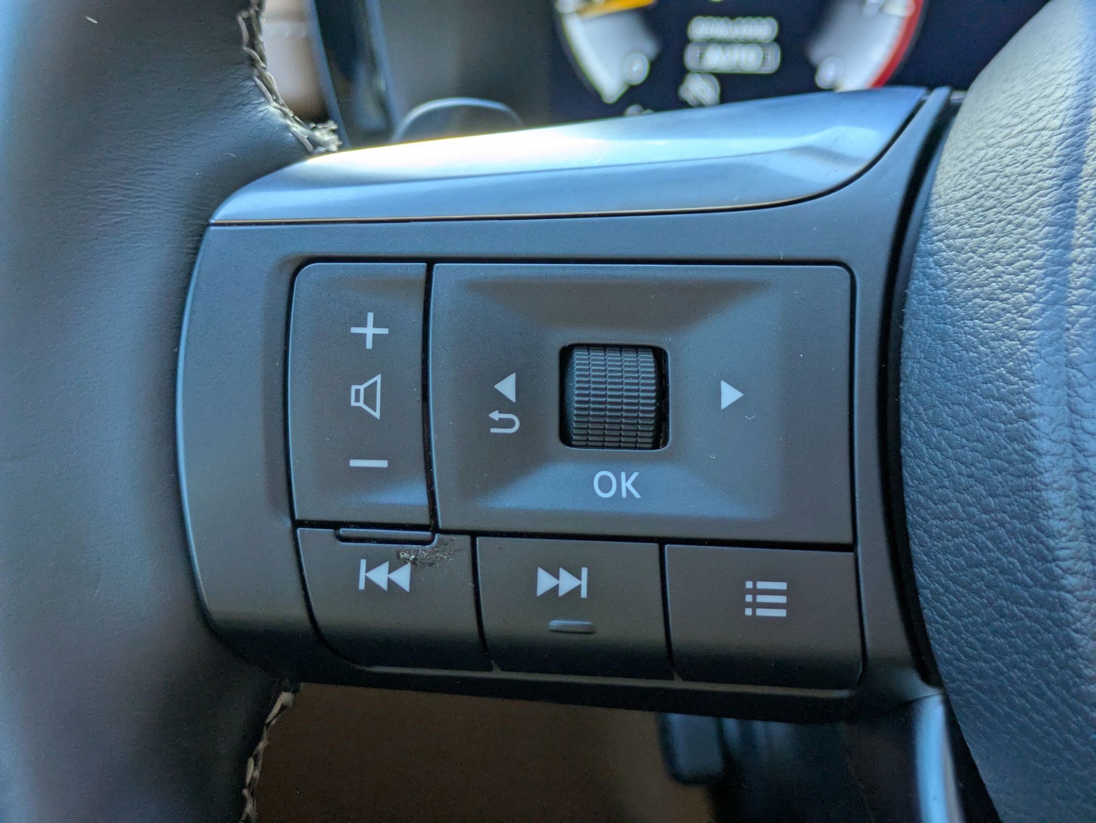 Used 2025 INFINITI QX60 Autograph w/ Cargo Package image 13