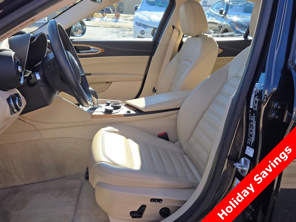 Used 2019 Alfa Romeo Giulia Ti w/ Quick Order Package 22X Lusso image 20