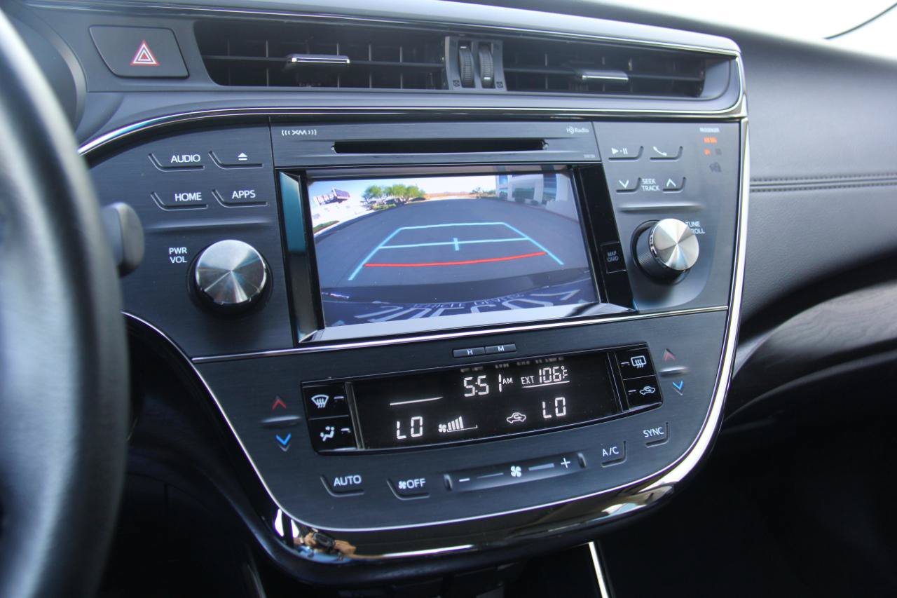 Used 2016 Toyota Avalon XLE Premium FWD image 18