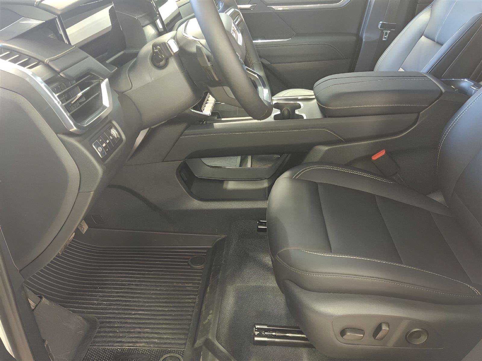 Used 2026 GMC Acadia Elevation w/ Elevation Premium Package AWD/4WD image 13