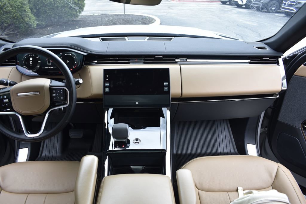 Used 2024 Land Rover Range Rover Sport SE AWD/4WD image 27