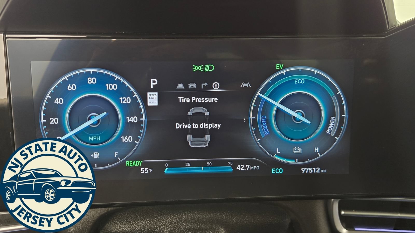 Used 2024 Hyundai Elantra Blue FWD image 11