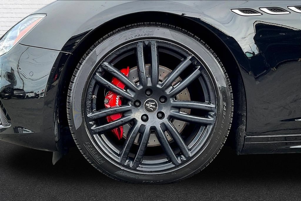 Used 2021 Maserati Ghibli RWD image 33