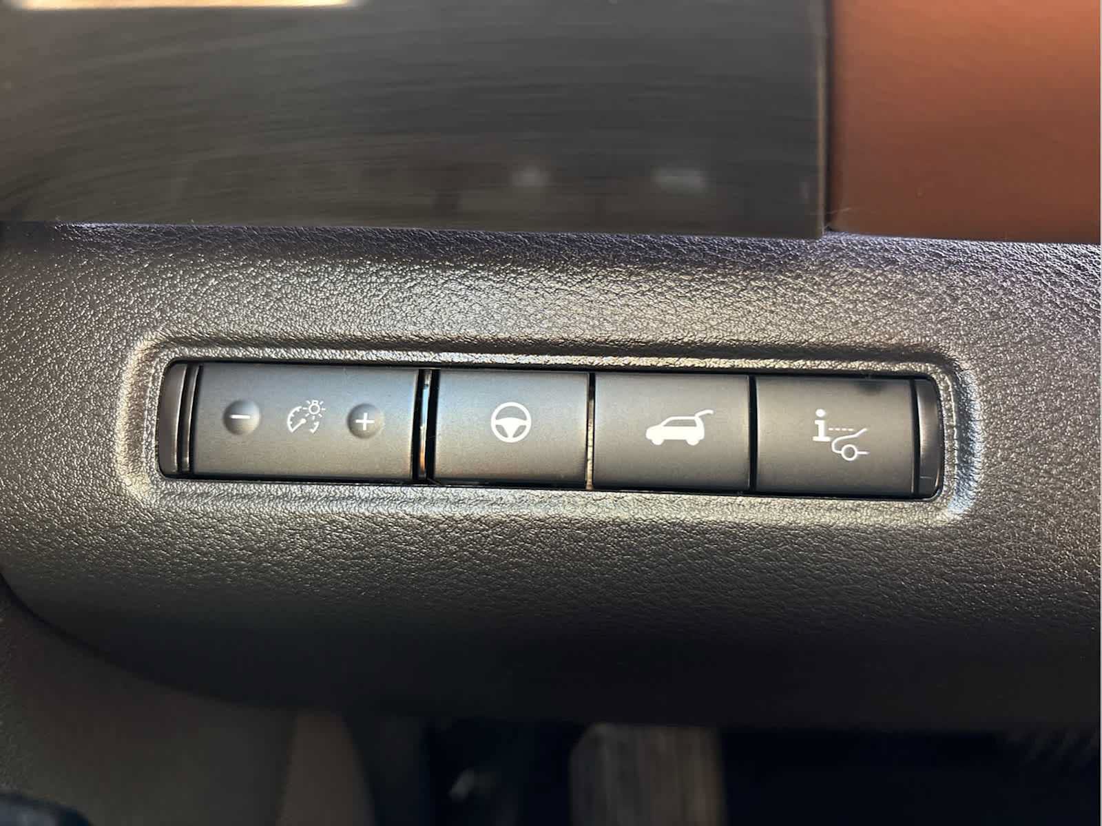 Used 2025 Nissan Pathfinder Platinum w/ Cargo Package FWD image 30