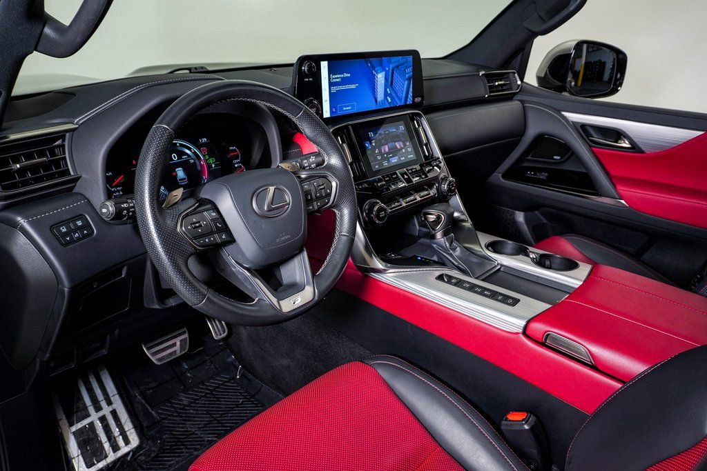Used 2024 Lexus LX 600 F Sport image 21