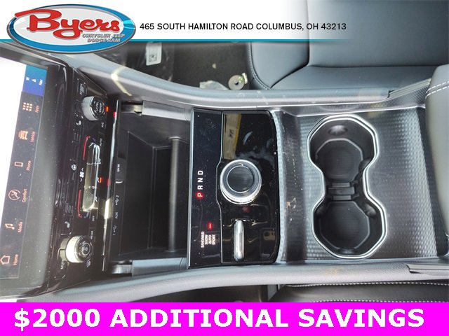 New 2025 Jeep Grand Cherokee Limited w/ Black Appearance Package image 26