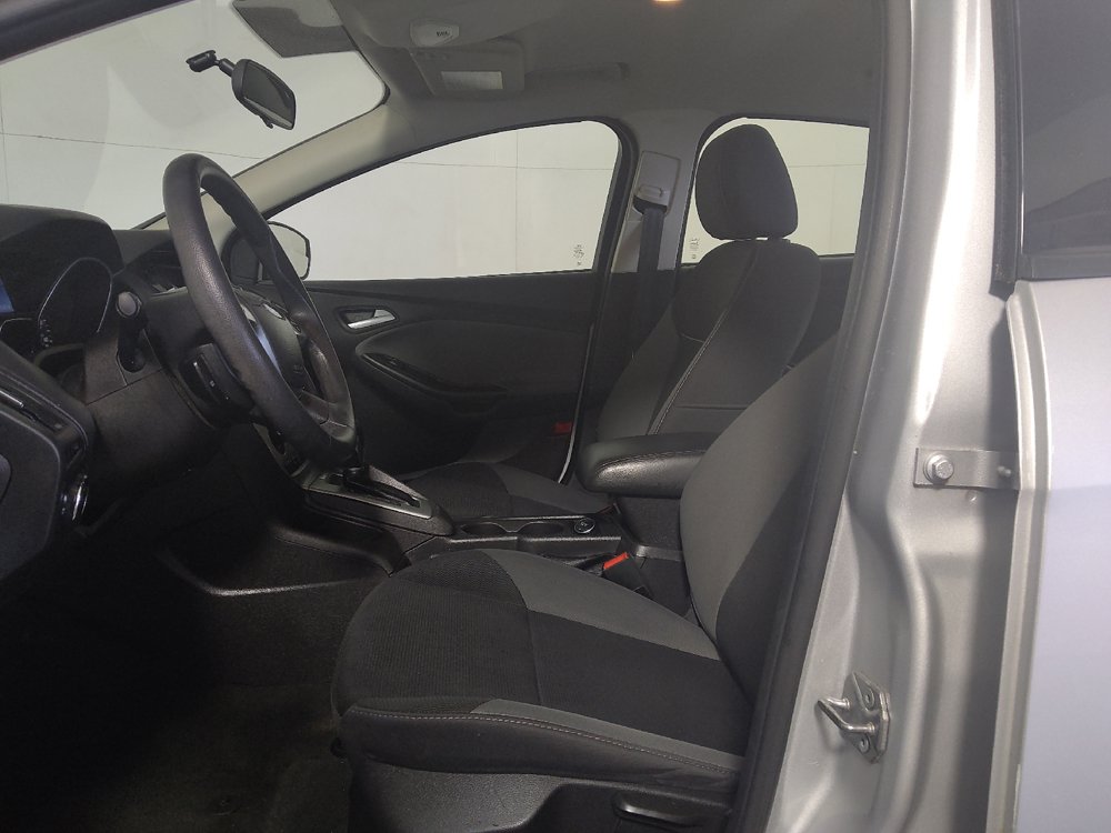 Used 2014 Ford Focus SE FWD image 17