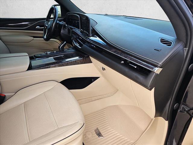 Used 2023 Cadillac Escalade Premium Luxury image 24