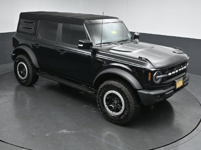 Certified 2023 Ford Bronco Outer Banks w/ Sasquatch Package AWD/4WD image 45