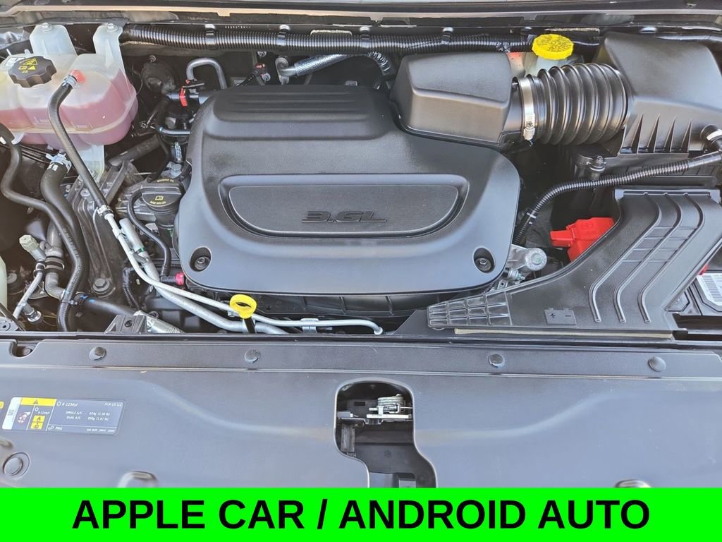 Used 2023 Chrysler Voyager LX image 15